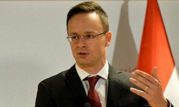 cropped Peter Szijjarto 640x480 1