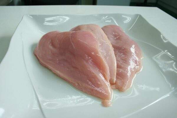 chicken breast 279848 1920