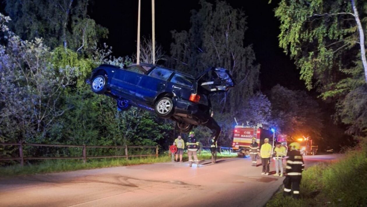 auto orava priehrada