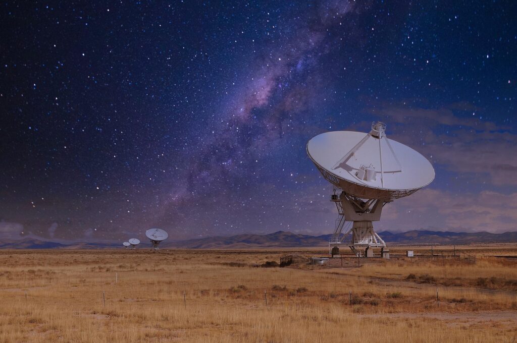 satelit vesmir