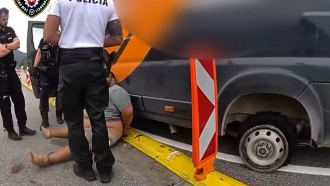 policia kurier