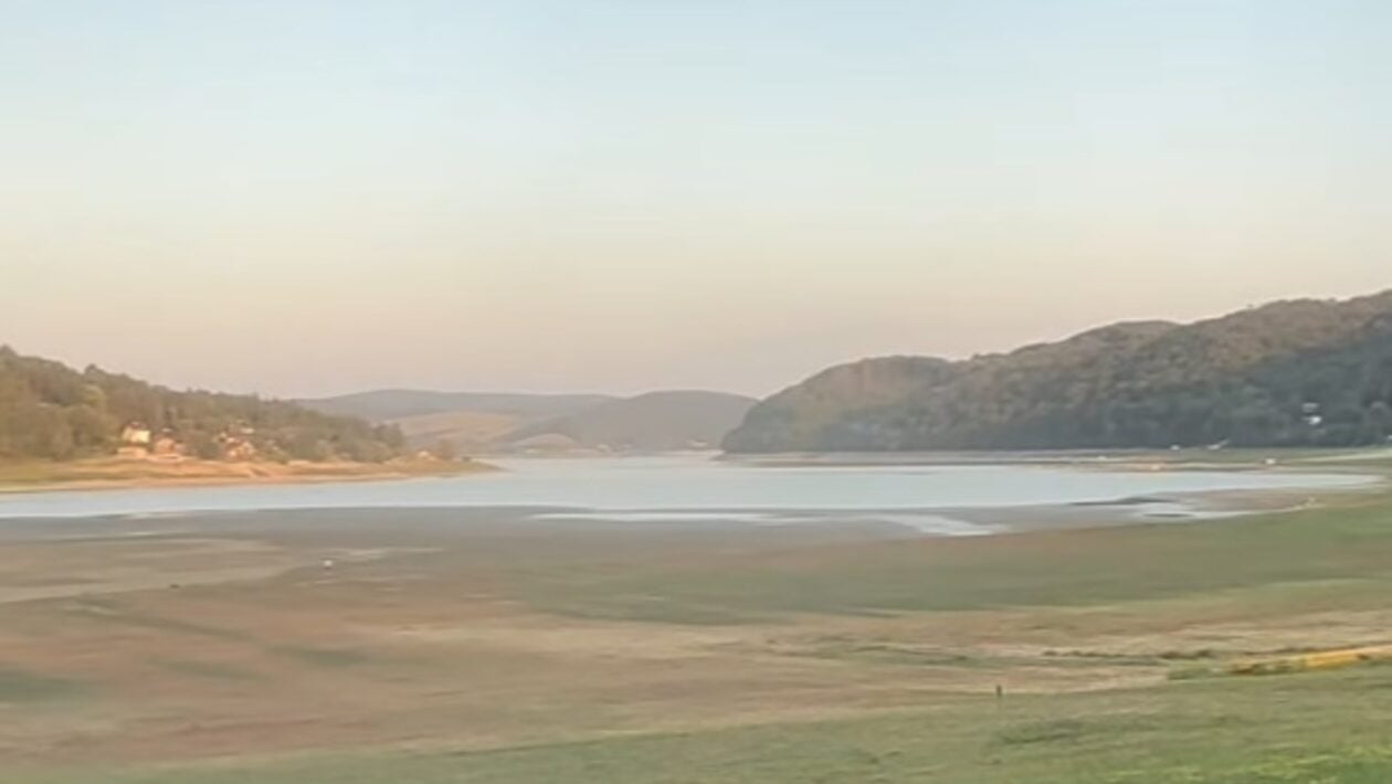 domasa nadrz vyschnuta