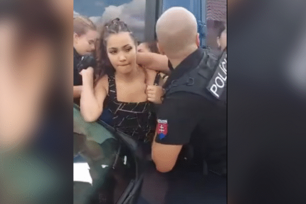 policia mlada romka