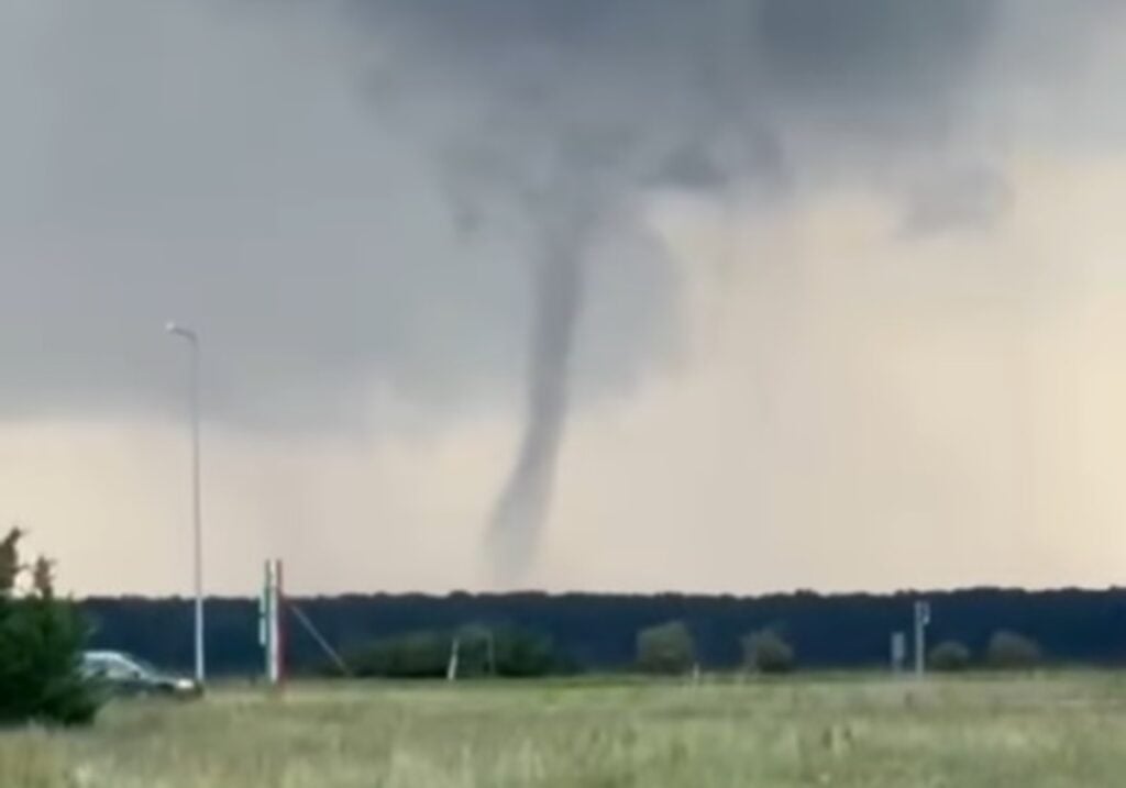 tornado slovensko