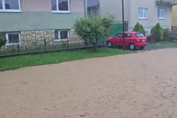 zaplavy slovensko