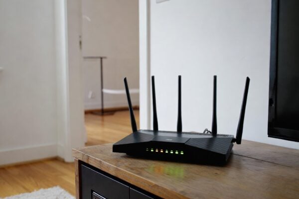 slaby internet wifi router
