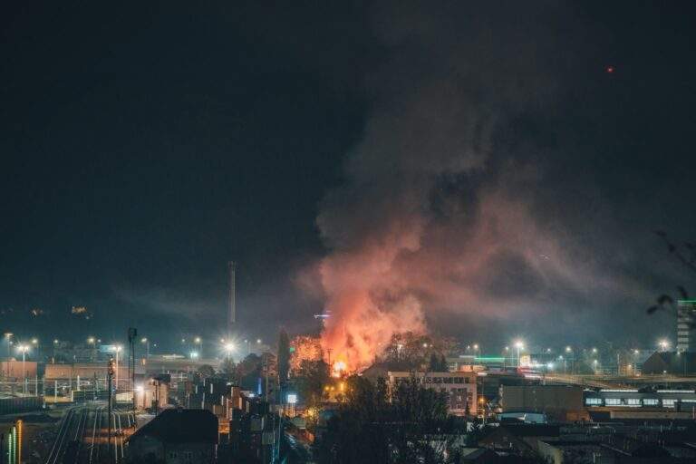 Mimoriadna udalosť: Požiar na stanici v Žiline úplne ochromil ...