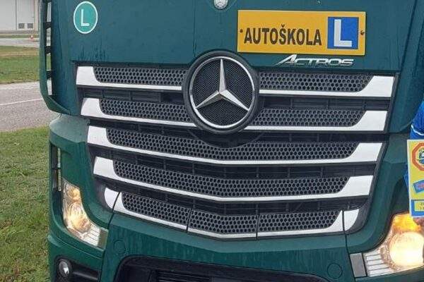 autoskola kamion