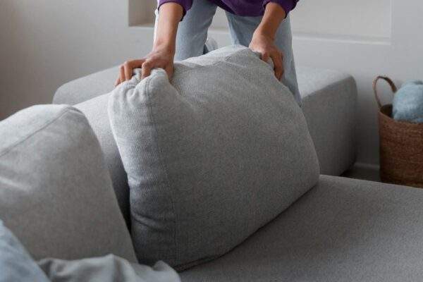 gauc pohovka cistenie