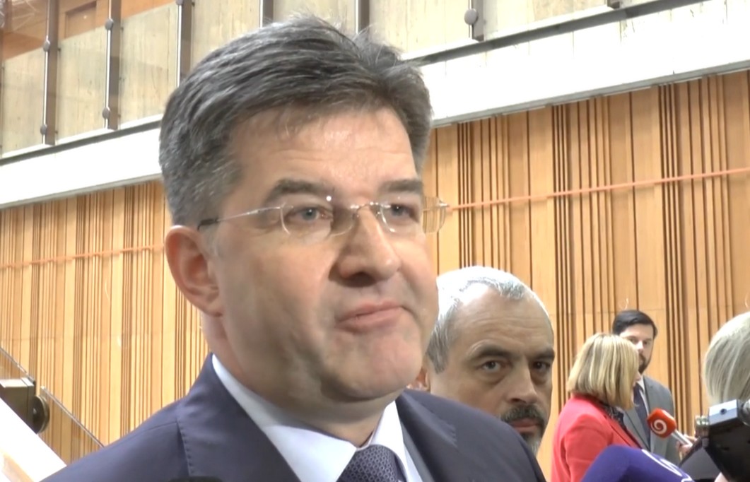 lajcak epstein lietadlo 1