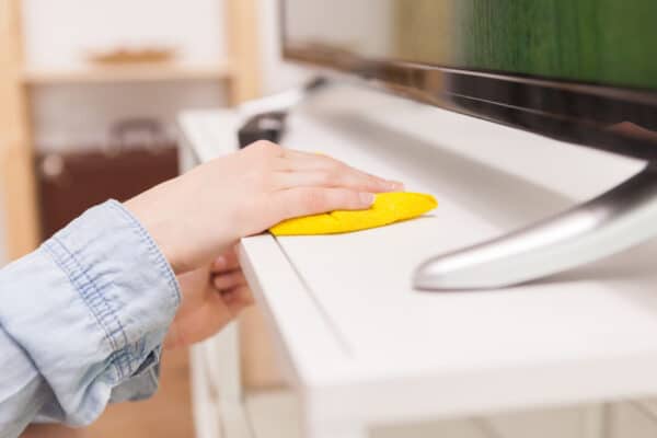 prach cistenie umyvanie nabytok