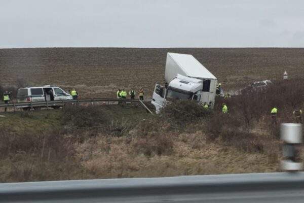 dopravna nehoda kamion lucenec