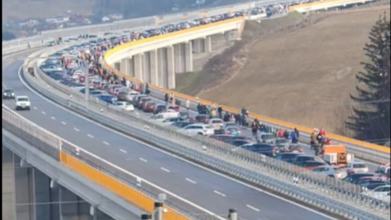 kolona tunel visnove otvorenie