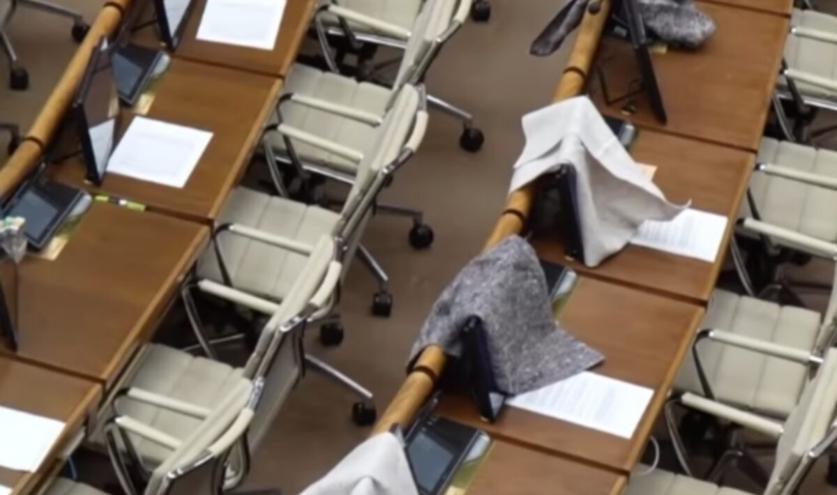 matovic parlament handry