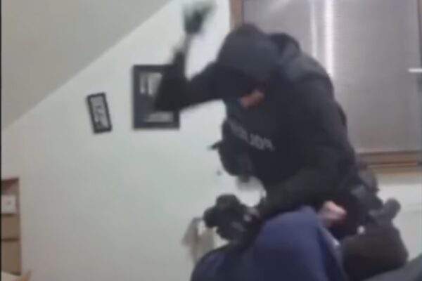 policajt bitka albanec cech lupca