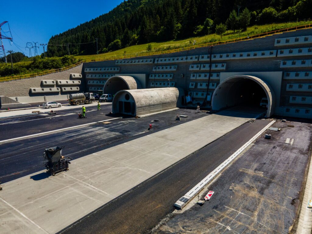 tunel visnove otvorenie