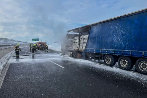 kosice kamion nehoda poziac
