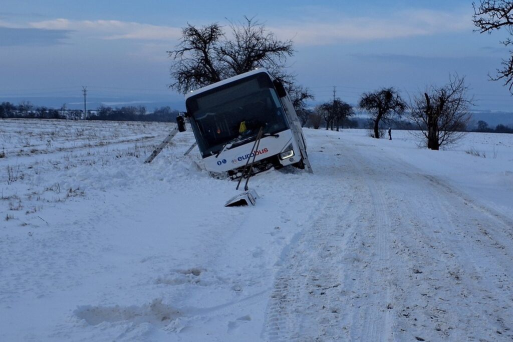 nehoda autobus