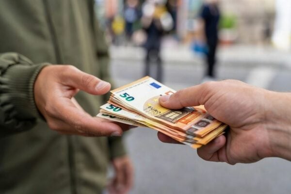 euro bankovky peniaze