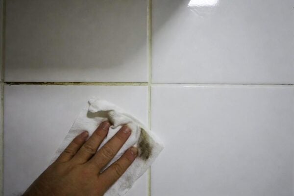 skary spinave dlazdice