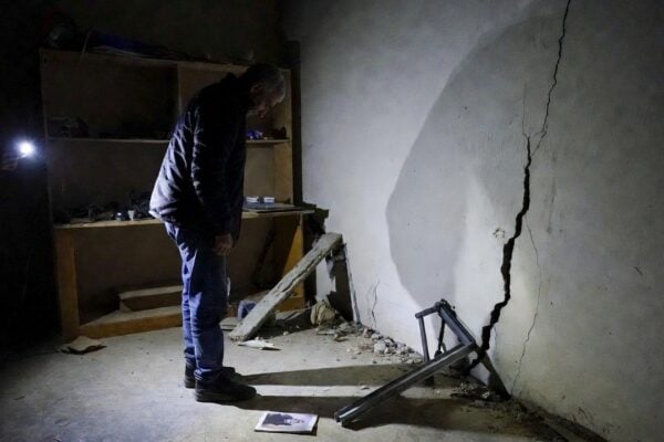 zemetrasenie bratislava fotky