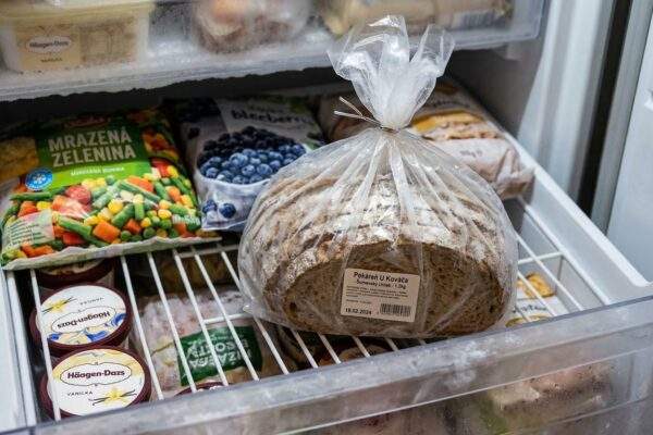 mrazenie chlieb pecivo