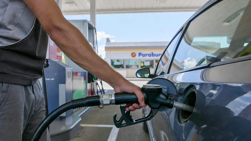 tankovanie auto benzin nafta