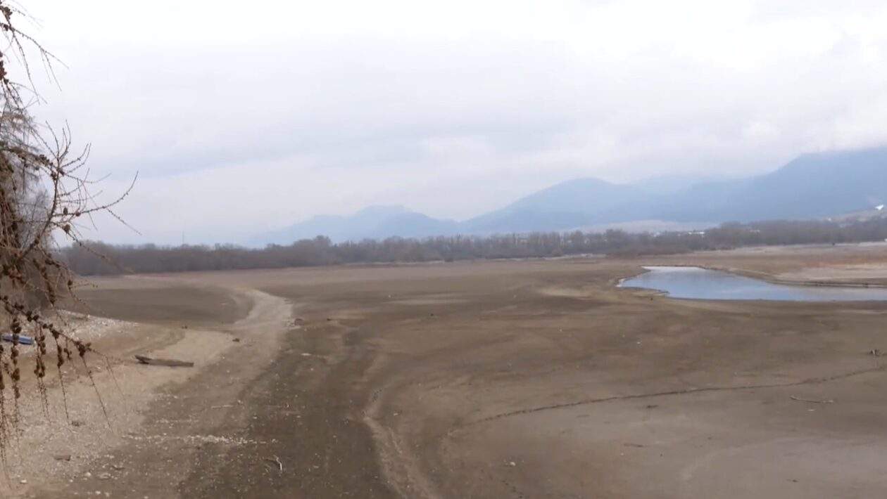 vyschnuta liptovska mara