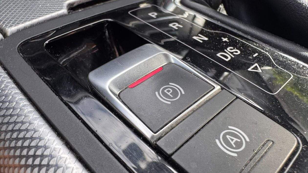auto brzda