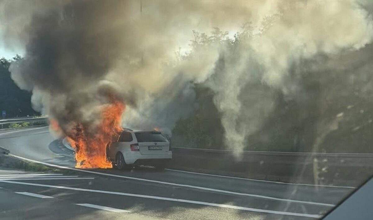 poziar auto kosice
