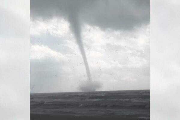 vodna smrst tornado