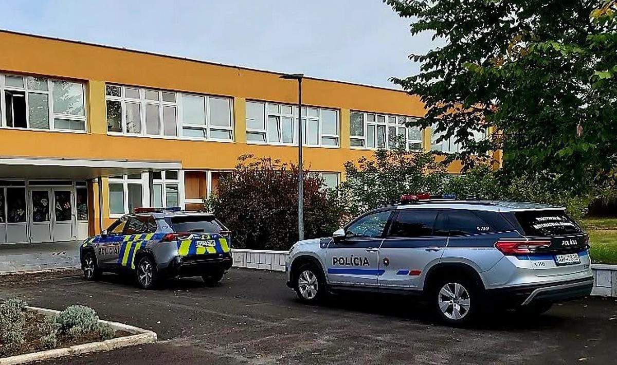 bomba skola