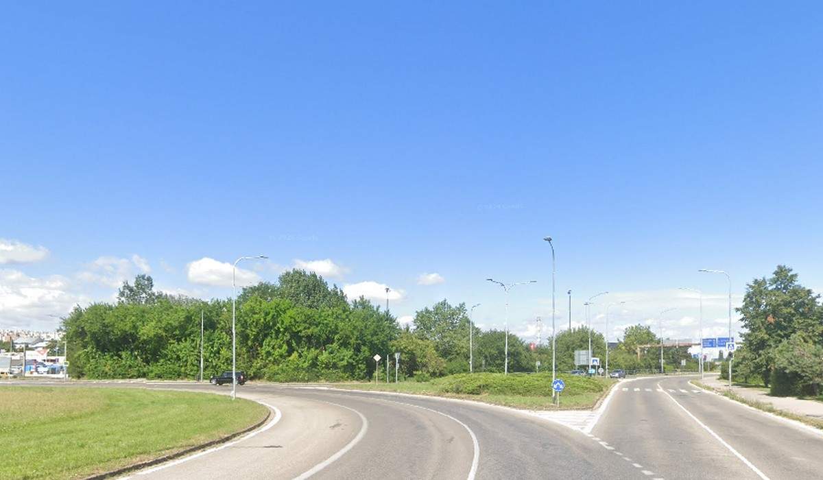 nehoda nitra
