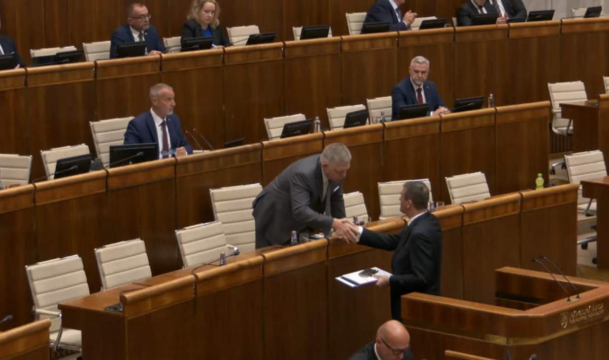 parlament fico