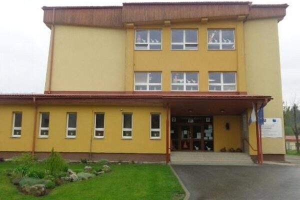skola staskov