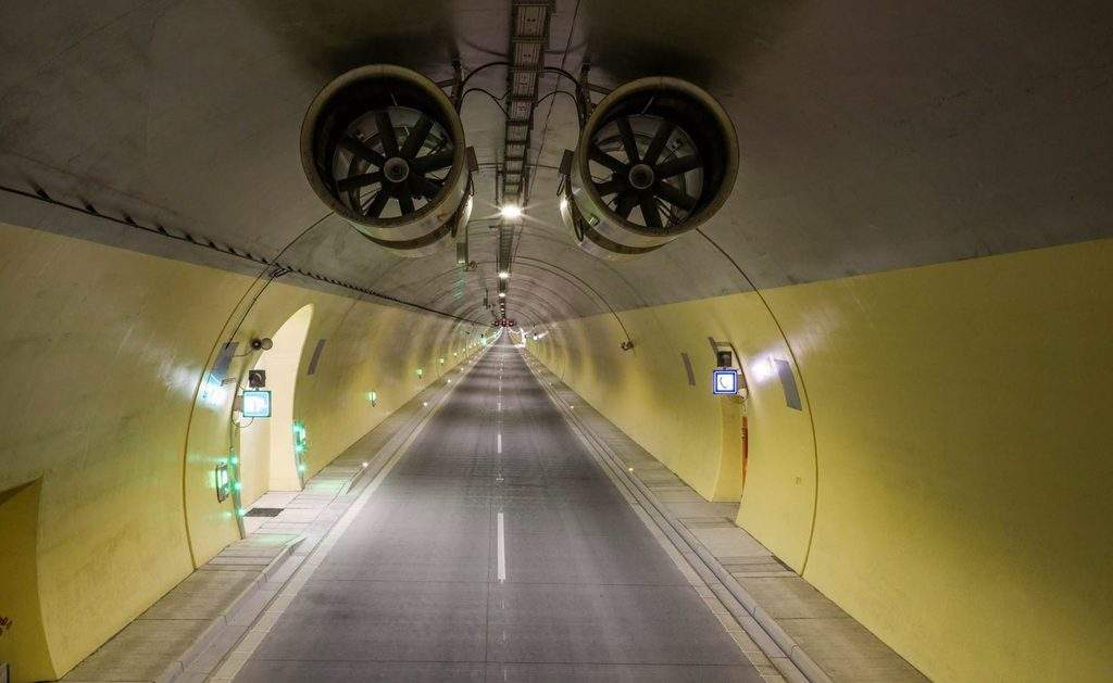 tunel cebrat