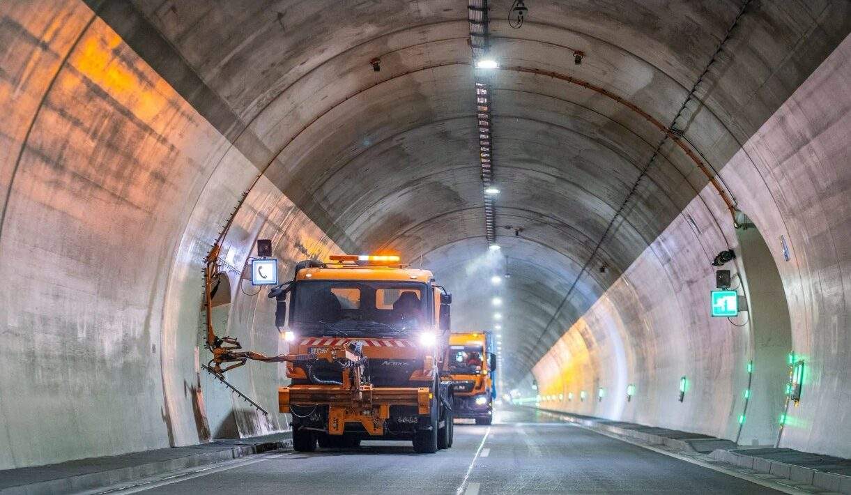 tunel visnove