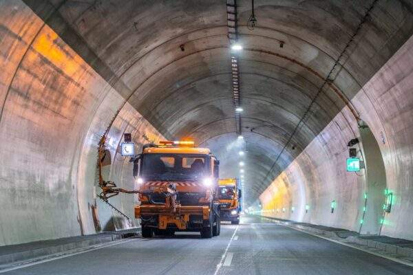 tunel visnove