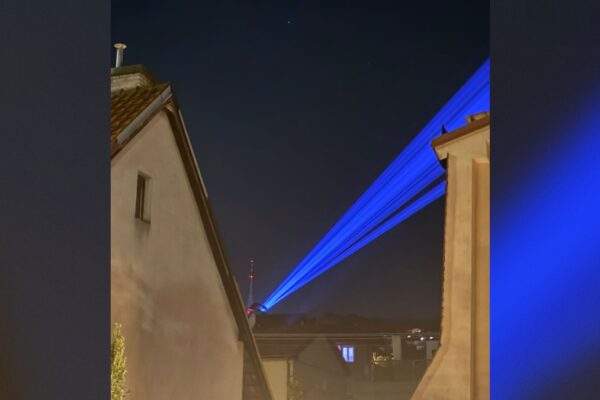 svetla laser bratislava biela noc